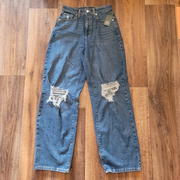 WILD FABLE Super High Rise Distressed Baggy Jeans - Picture 4 of 8